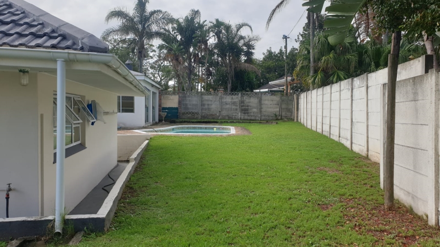To Let 4 Bedroom Property for Rent in Beacon Bay Eastern Cape
